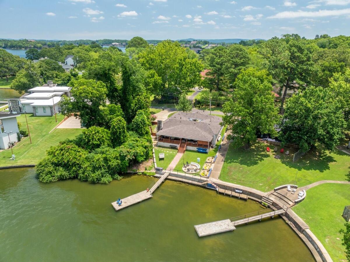 Steps To The Lake, Game Room & More! Sleeps 9 Lake Hamilton 外观 照片
